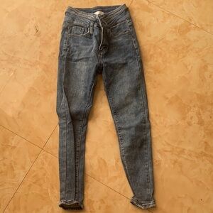 Stylish Blue Skinny Jeans for Women